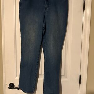 Gloria Vanderbilt Women's Straight Leg Blue Jeans